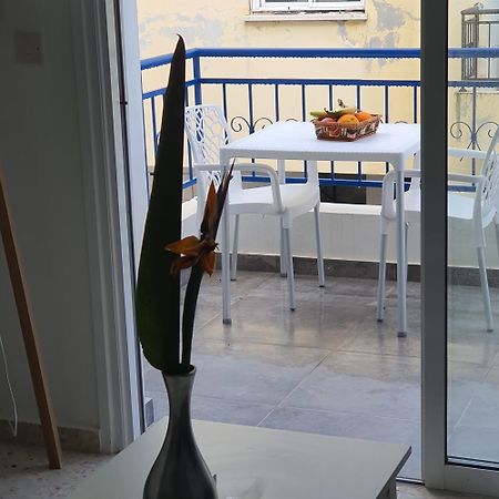 G&E Harbour Apartments Лачи Екстериор снимка