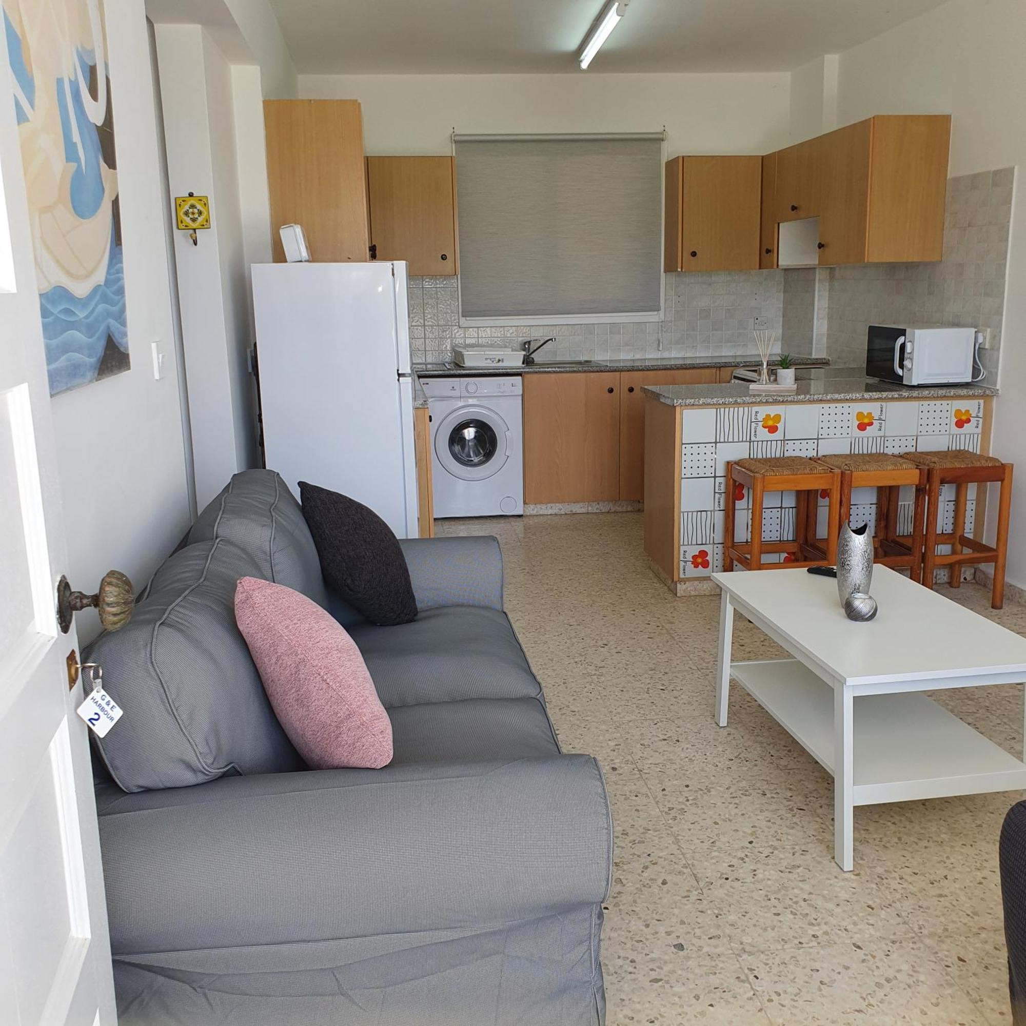G&E Harbour Apartments Лачи Екстериор снимка