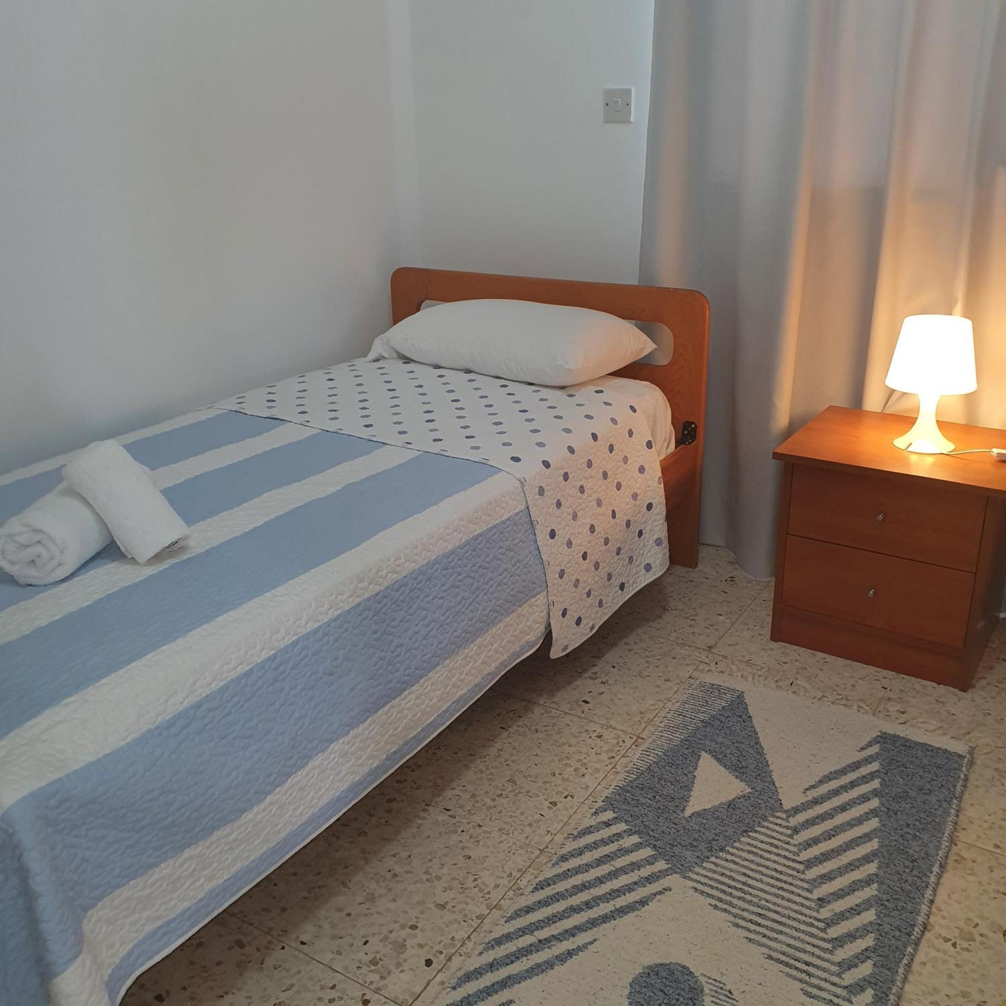 G&E Harbour Apartments Лачи Екстериор снимка
