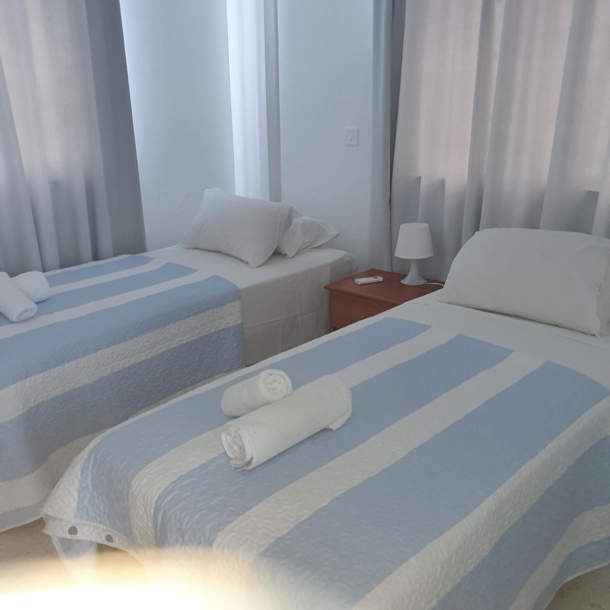 G&E Harbour Apartments Лачи Екстериор снимка
