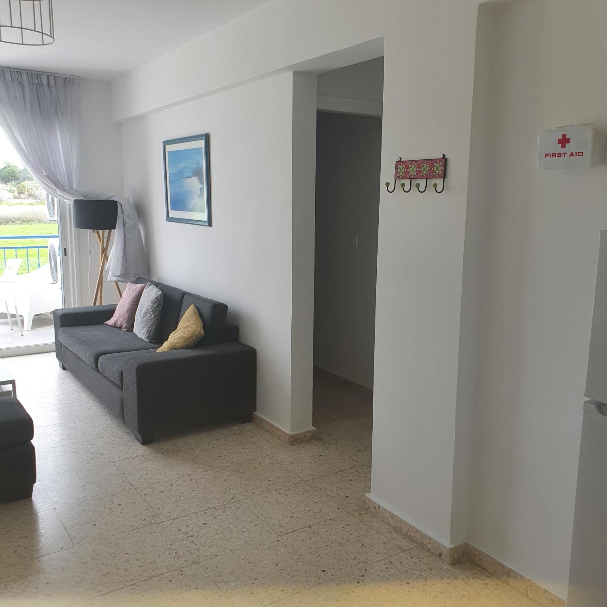 G&E Harbour Apartments Лачи Екстериор снимка