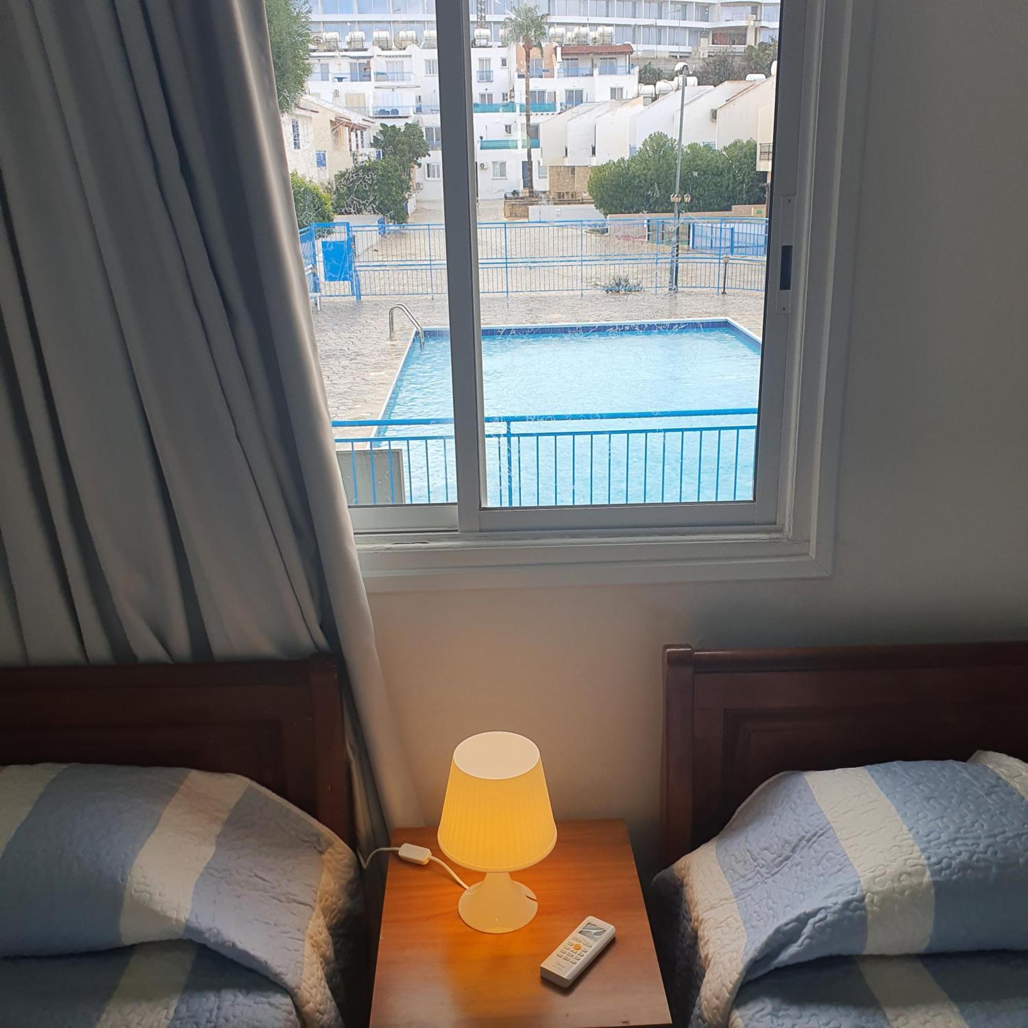 G&E Harbour Apartments Лачи Екстериор снимка