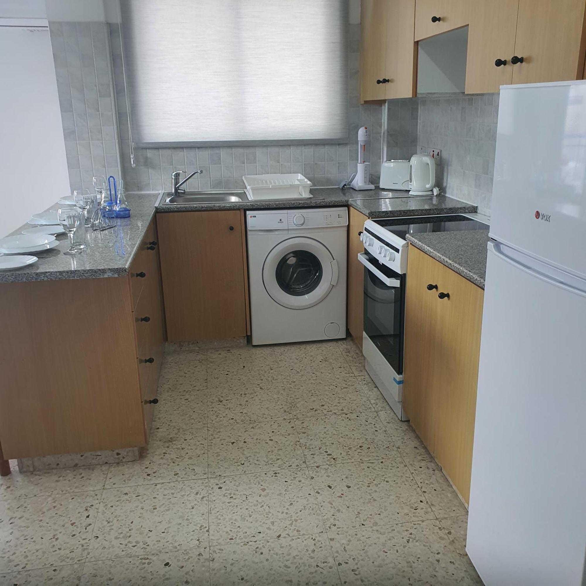 G&E Harbour Apartments Лачи Екстериор снимка